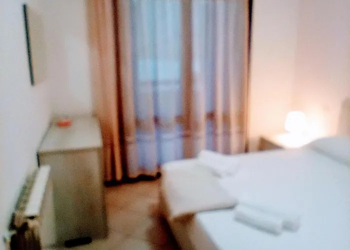 Lägenhet La Casa Di Rossella Nel Cuore Della Citta , Downtown Spacious Olbia