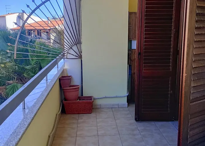 La Casa Di Rossella Nel Cuore Della Citta , Downtown Spacious Olbia