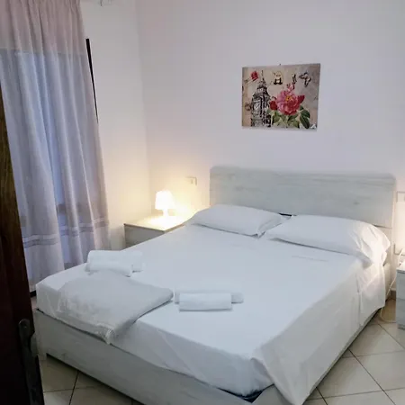 アパート La Casa Di Rossella Nel Cuore Della Citta , Downtown Spacious *