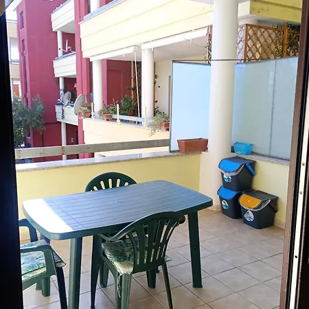 La Casa Di Rossella Nel Cuore Della Citta , Downtown Spacious Apartman *